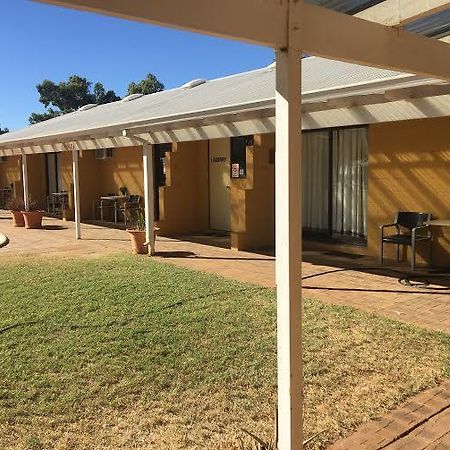 Carnarvon Caravan Park Экстерьер фото