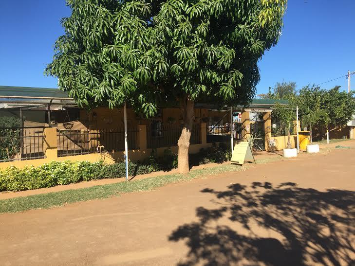 Carnarvon Caravan Park Экстерьер фото